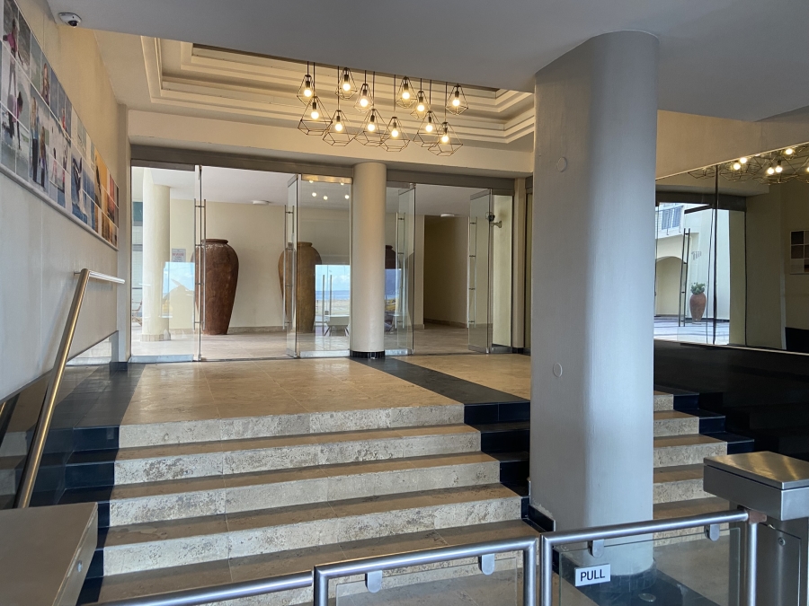To Let 1 Bedroom Property for Rent in Muizenberg Western Cape